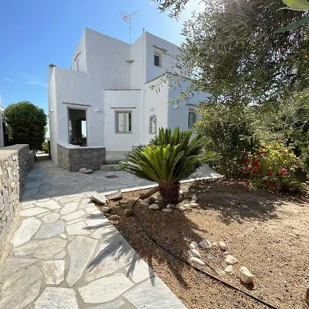 Cozy & Simple Cycladic House With Sea-view * Alikí
