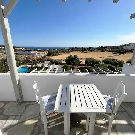 Cozy & Simple Cycladic House With Sea-view Alikí