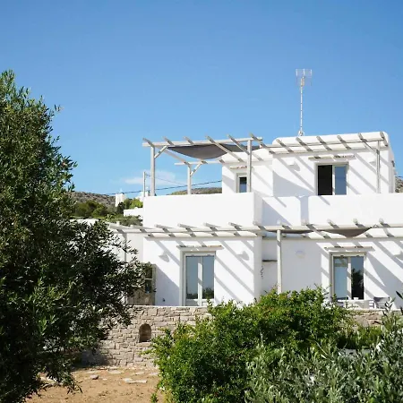 Cozy & Simple Cycladic House With Sea-view Alikí