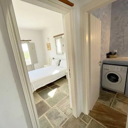 Cozy & Simple Cycladic House With Sea-view * Alikí